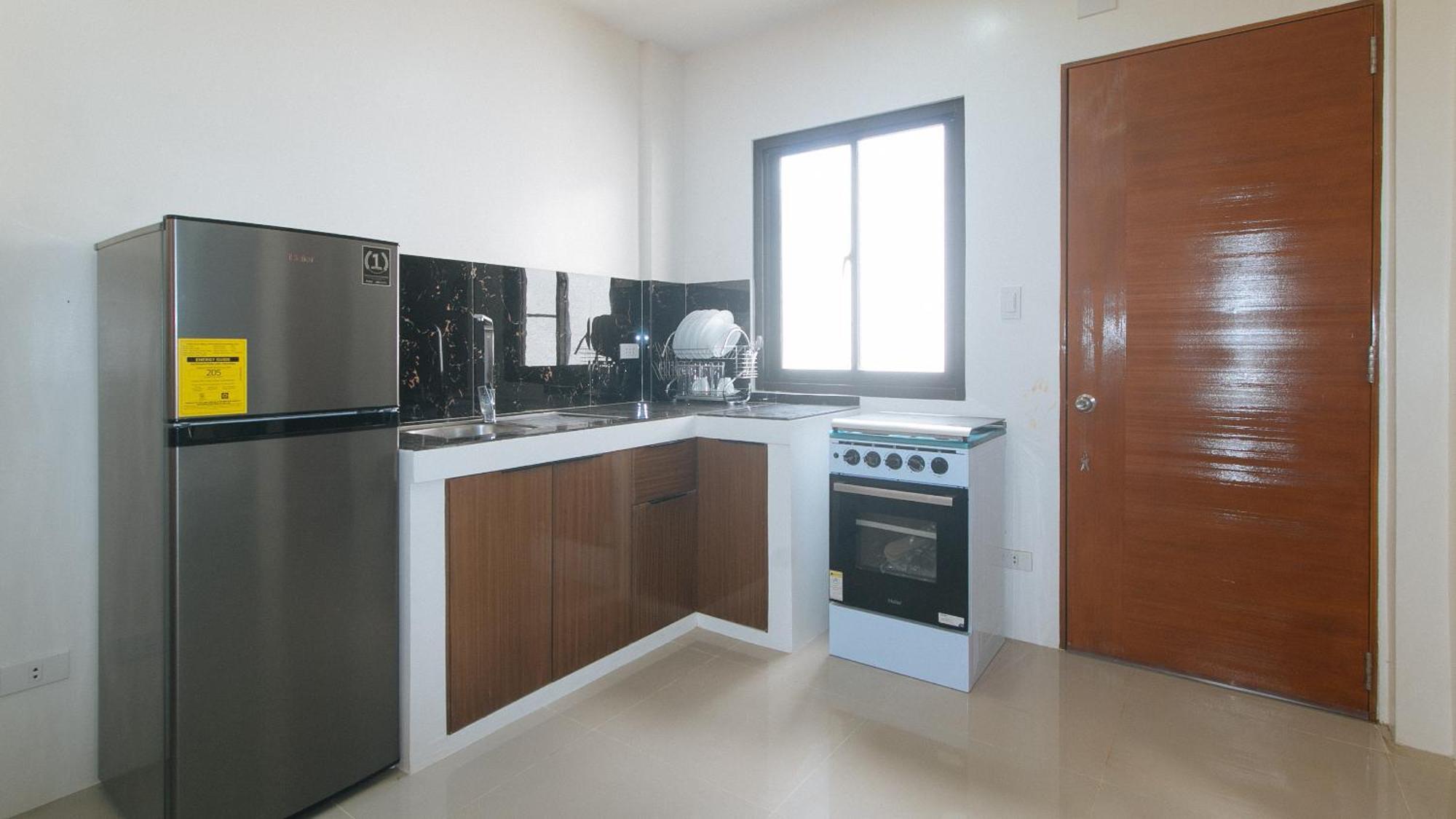 Hotel Reddoorz @ Lm Apartelle Boracay *